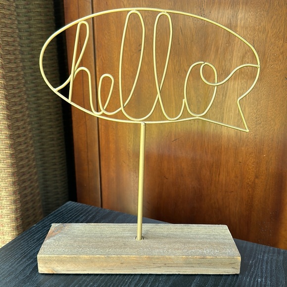 Hello Table Top Sign - Picture 9 of 9